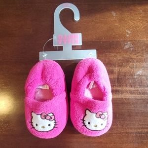 Hello kitty slippers
